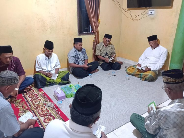 Keluarga Korban Kopda Bazarsah Gelar Doa Bersama dan Ziarah Jelang Putusan Sidang