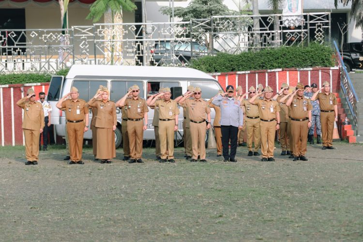 Gubernur Lampung Instruksi Gerakan Pengibaran Bendera Merah Putih
