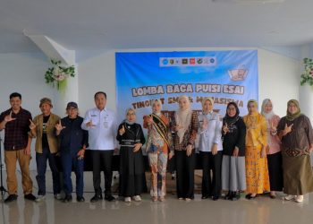 Bunda Literasi Provinsi Lampung Dorong Kreativitas Generasi Muda Melalui Lomba Puisi Esai