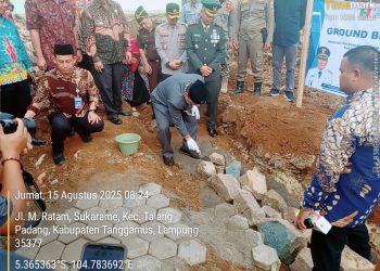 Bupati Tanggamus Resmikan Ground Breaking Renovasi SD dan SMP