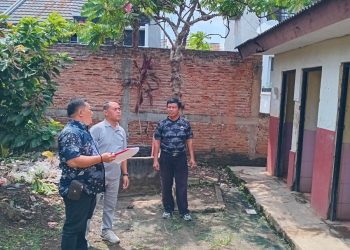 Kabid Dikdas Lamsel Tinjau Sarana dan Prasarana Sekolah di Natar dan Jatiagung