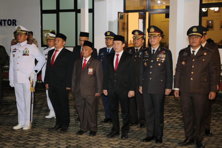 Suasana Khidmat Apel Kehormatan Dan Renungan Suci Dalam Rangka Hut Ri Ke-80 Di Tmp Tanjung Karang, Bandar Lampung
