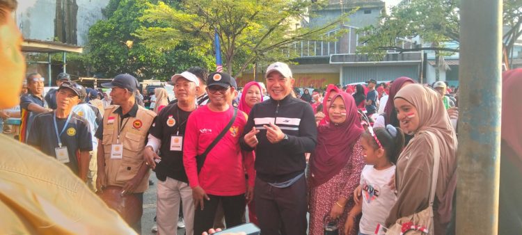 Ribuan Warga Ikuti Jalan Sehat Keluarga Besar Sumatera Barat di Kalianda Meriahkan HUT Ke-80 RI