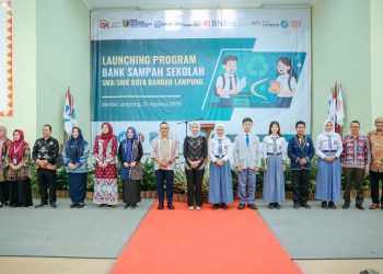 Pemprov Lampung Luncurkan Program Bank Sampah Sekolah SMA/SMK di Bandar Lampung, Siswa Didorong Jadi Agen Perubahan Lingkungan