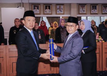 Sekdaprov Lampung Resmi Lantik Dua Pejabat Eselon II: Fokus pada Pembangunan Desa dan Perlindungan Perempuan-Anak
