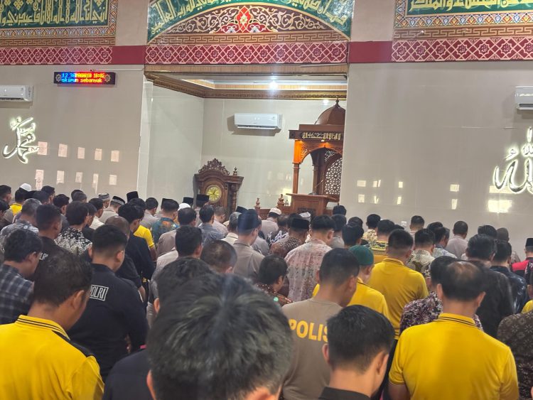 Kapolda Lampung Sampaikan Belasungkawa dan Gelar Sholat Gaib untuk Afan Kurniawan
