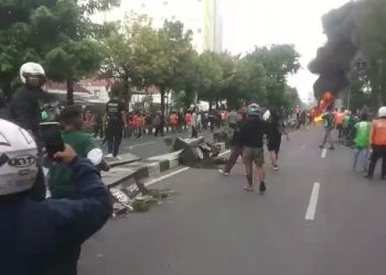 Gelombang Demo di Solo Memanas, Sementara Bandar Lampung Tetap Kondusif dan Piala AFF Putri Tersisih dari Perhatian Publik