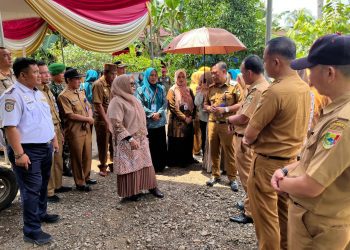 Ketua TP-PKK Tanggamus Tinjau Kesiapan Desa Tapis di Semaka