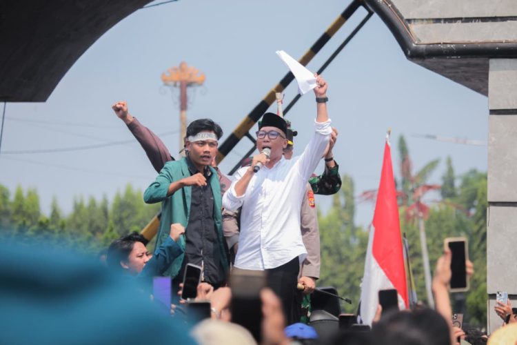 Soliditas Demokrasi di Lampung: Ribuan Massa Gelar Aksi Damai Penuh Aspirasi