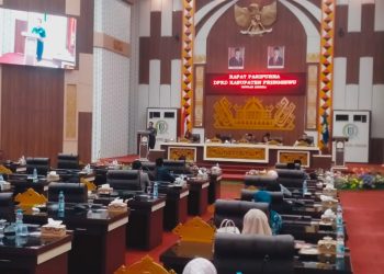 Fraksi Golkar Soroti Belasan Persoalan dalam Sidang Paripurna APBD Perubahan 2025 Pringsewu