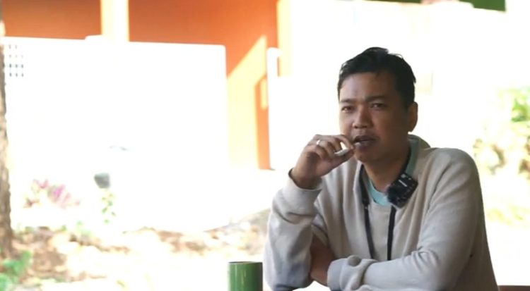 Absurd Dan Ironi Dalam Prosa Satir Muhammad Alfariezie: Antara Aki, Komputer, Dan Demokrasi