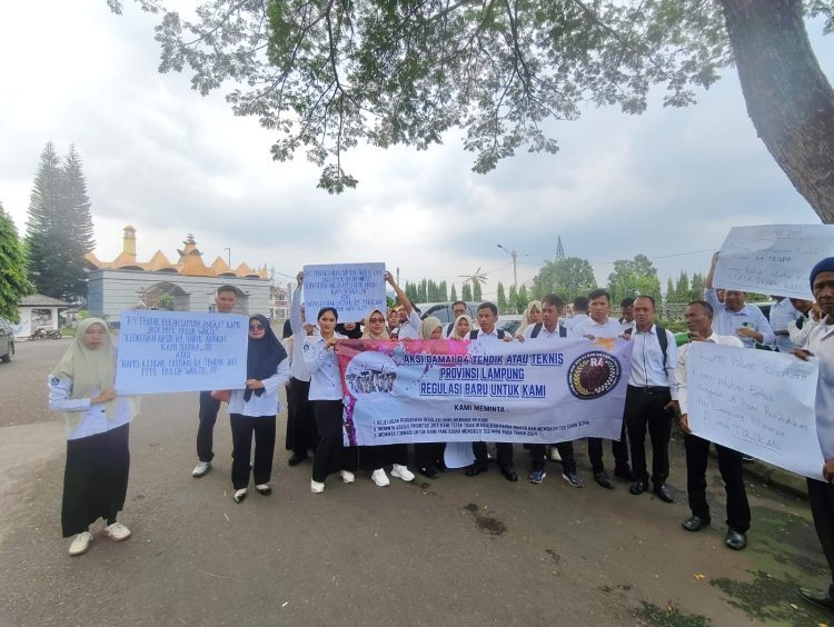 Honorer Lampung Geruduk DPRD, Tuntut Kepastian Nasib dan Formasi PPPK