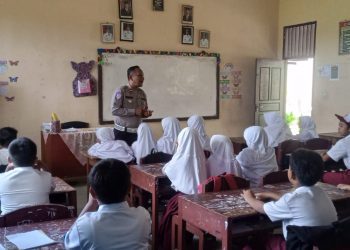 Polisi Humanis di Lampung Selatan, Satlantas Sapa Pelajar hingga Tukang Ojek di Kalianda