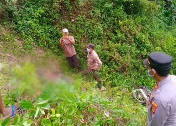 Polsek Semaka Evakuasi Mayat di Jurang Rewel, Diduga Kecelakaan Tunggal