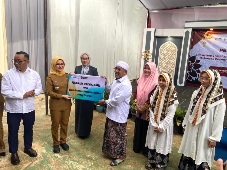 Sinergi OJK dan Pemkab Pesawaran Luncurkan EPIKS, Pondok Pesantren Jadi Pusat Ekonomi Syariah dan Literasi Keuangan