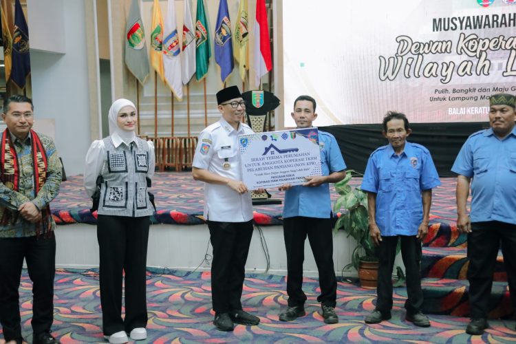 Muswil Dekopin Lampung Dorong Koperasi Jadi Motor Penggerak Ekonomi Rakyat, Gubernur dan Menkop Hadir