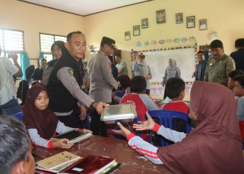 Dir Intelkam Polda Lampung Tinjau Langsung Program Makan Bergizi Gratis di SDN 1 Way Lubuk, Pastikan Tepat Sasaran dan Aman Dikonsumsi
