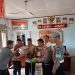 “Viral! Polisi di Tanggamus Bagikan Paket Sembako untuk Lansia dan Difabel, Simak Momen Haru Ini!”