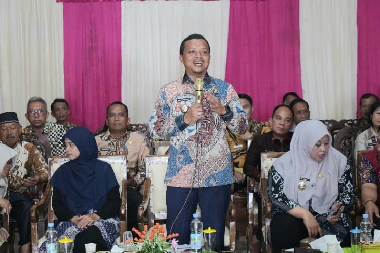 Bupati & Wabup Pringsewu Sapa dan Serap Aspirasi Masyarakat Lugusari Lewat Ngopi Serasi