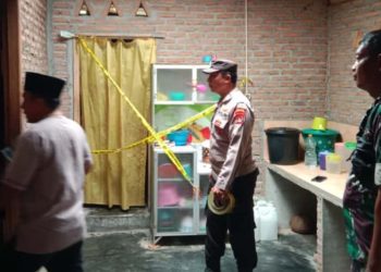 Tragis! Warga Dusun Jualang Kota Agung Ditemukan Meninggal di Rumah, Polisi Lakukan Identifikasi