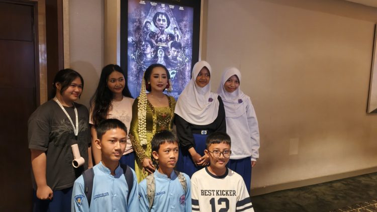 Putri Maya Rumanti, Pengacara Asal Lampung yang Bikin Merinding di Film Horor Danyang Wingit Jumat Kliwon