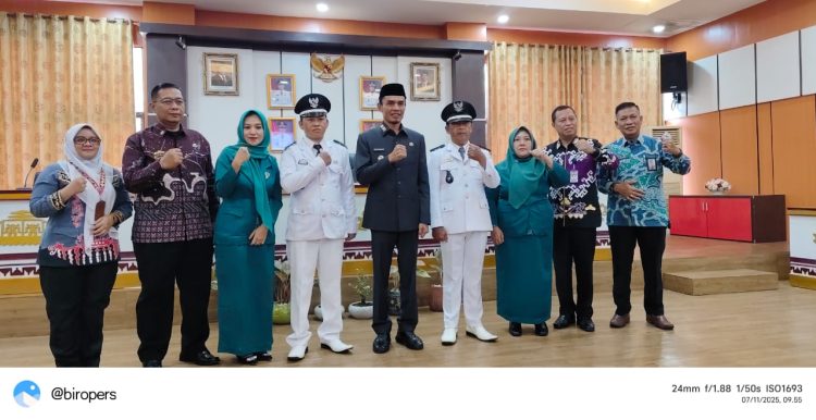 Wakil Bupati Tanggamus Agus Sutanto Lantik Dua Penjabat Kepala Pekon, Fokus pada Pelayanan Masyarakat