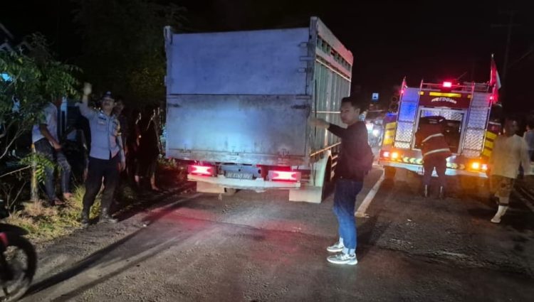Kebakaran Truk Tangki CPO di Tanggamus, Diduga Akibat Pecah Ban: Polsek Wonosobo Tindak Cepat, Arus Lalu Lintas Kembali Normal