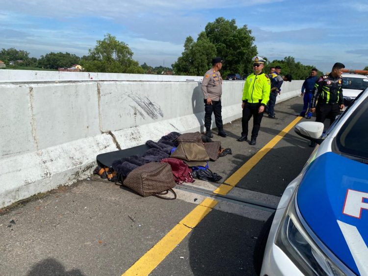 Puluhan Ribu Butir Pil Ekstasi Ditemukan Tak Bertuan di Tol Bakter Lampung, Polisi Lakukan Penyelidikan Intensif