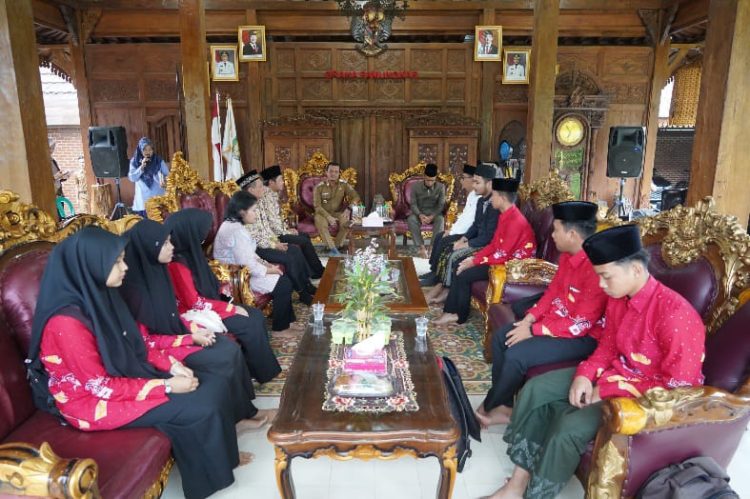 Pringsewu Lepas Kafilah MTQ, Bupati Riyanto Pamungkas Beri Arahan Strategis