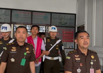 Korupsi Taman Hutan Kota Rp4,5 Miliar: Kejari Lampung Tengah Tahan Direktur Perusahaan, Kerugian Negara Fantastis!