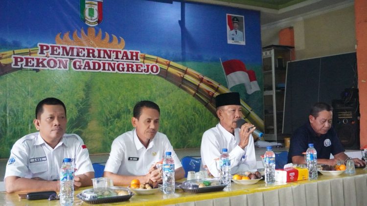 339 Sertipikat PTSL Resmi Dibagikan, Warga Gadingrejo Antusias Terima Kepastian Hukum atas Tanah