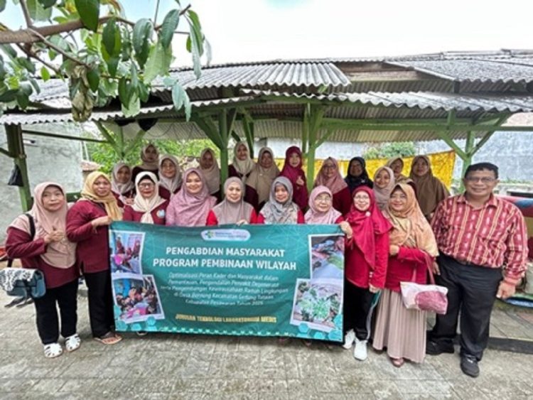 Poltekkes Tanjungkarang Dorong Sehat dan Ekonomi Hijau Desa Bernung