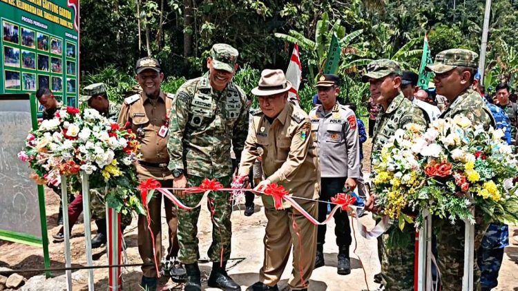 Jembatan Gantung Garuda Resmi Sambungkan Harapan Warga Pekon Umbar