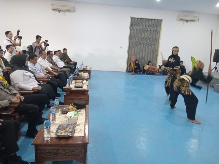 KONI Provinsi Lampung Beri Bantuan Rp75 Juta untuk Porkab Pringsewu
