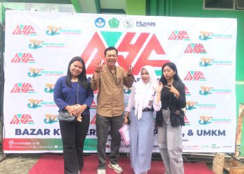 Keberanian Pertama Nadini Apriati, Penampilan Puisi yang Tak Terlupakan