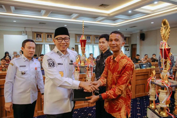 Tutup AI Ideathon 2025, Gubernur Lampung Dorong Inovasi AI untuk Percepat Desa Maju