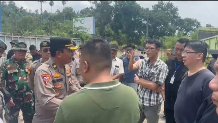 Putusan Inkrah Tak Hentikan Aksi Massa di Depan Perusahaan Baja