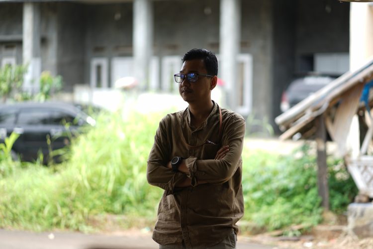 “Program Masuk Surga”, Puisi Absurd yang Menyentil Kebijakan Tak Realistis