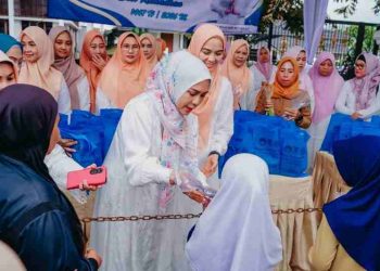 Berbagi Takjil, TP. PKK dan DWP Provinsi Lampung Hadirkan Kebahagiaan untuk Masyarakat