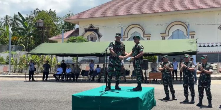 Pangdam XXI Tekankan Kesiapan Tempur Saat Tinjau Yonif TP 945/PPC