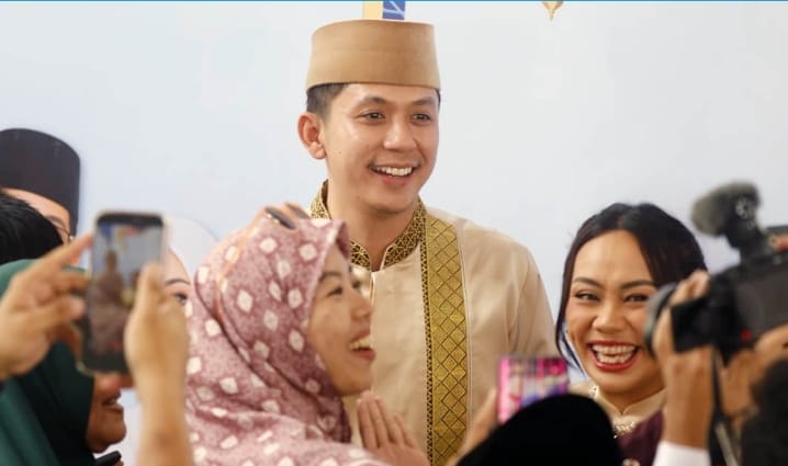 Hangat dan Akrab, Bupati Egi Membaur dengan Warga di Halalbihalal Lamsel