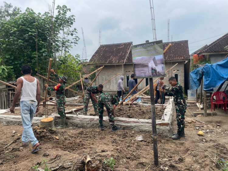 Pembangunan RTLH TMMD di Desa Tanjung Rejo Masuki Tahap Pondasi dan Pemasangan Dinding Bata