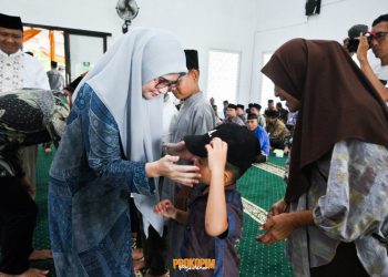 Bupati Nanda Indira Hadiri Peringatan Isra Mi’raj di Masjid Al Muttaqin Pemda Pesawaran