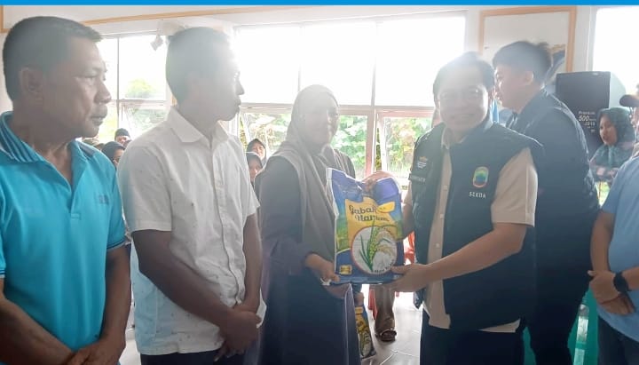 Ribuan Warga Terdampak Banjir di Jati Agung dan Natar Terima Bantuan Pemkab