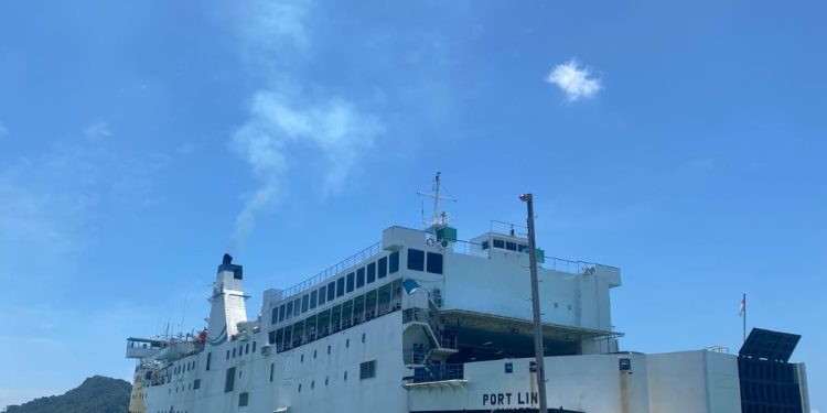 ASDP Catat Penurunan Penumpang dan Kendaraan di Jalur Merak–Bakauheni