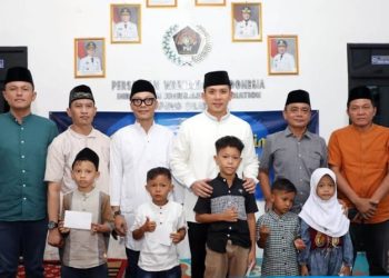 Santunan Anak Yatim Warnai Buka Puasa PWI Lampung Selatan Bersama Bupati Egi