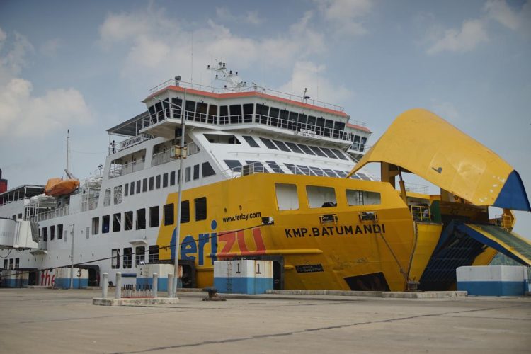 Arus Mudik Merak–Bakauheni H-4 Dinamis, Kendaraan Jawa–Sumatera Menurun