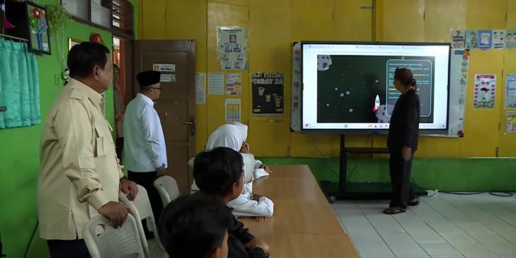 Disdikbud Lampung Akui Bantuan Smart Board Belum Menyeluruh