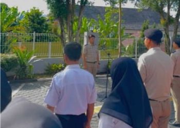 Afden Mahyeda Pimpin Apel, Tekankan Disiplin dan Profesionalisme Pegawai