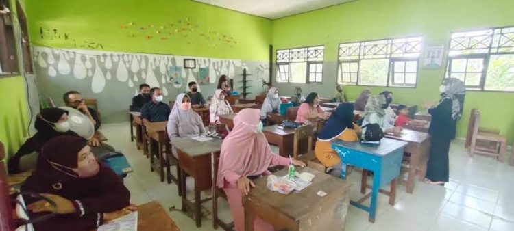 “Ada Titipan?” Jadi Kode, Wali Murid Curigai Praktik Pungli